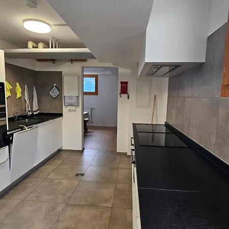 Bergabenteuer Fuer Gruppen Gruppenhaus Mit Panorama In * Grachen